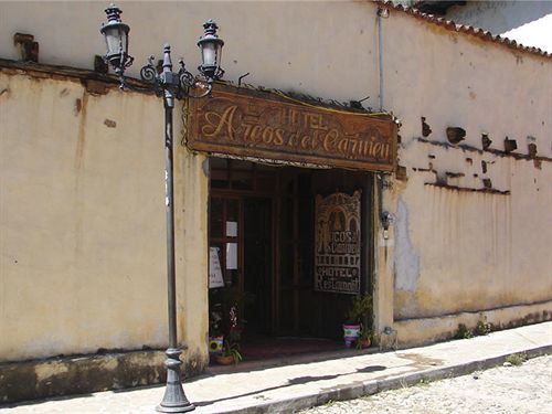 Hotel Arcos Del Carmen ซานกริสโตบัล เด ลาสกาซาส ภายนอก รูปภาพ